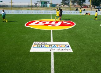Lay’s Creates Sustainable Football Pitches With Empty Chip Packs To Uplift Communities Lay's Creates Sustainable Football Pitches With Empty Chip Packs To Uplift Communities